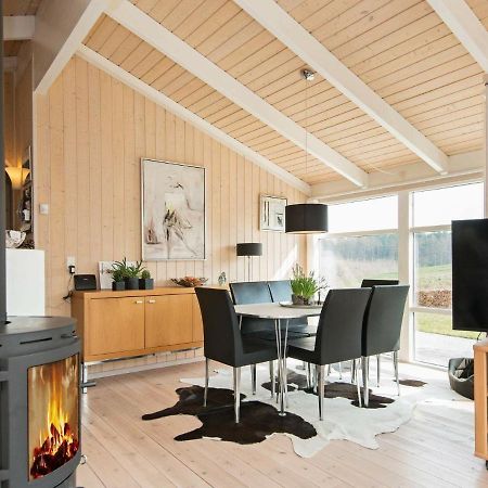 6 Person Holiday Home In Ebeltoft Exteriér fotografie