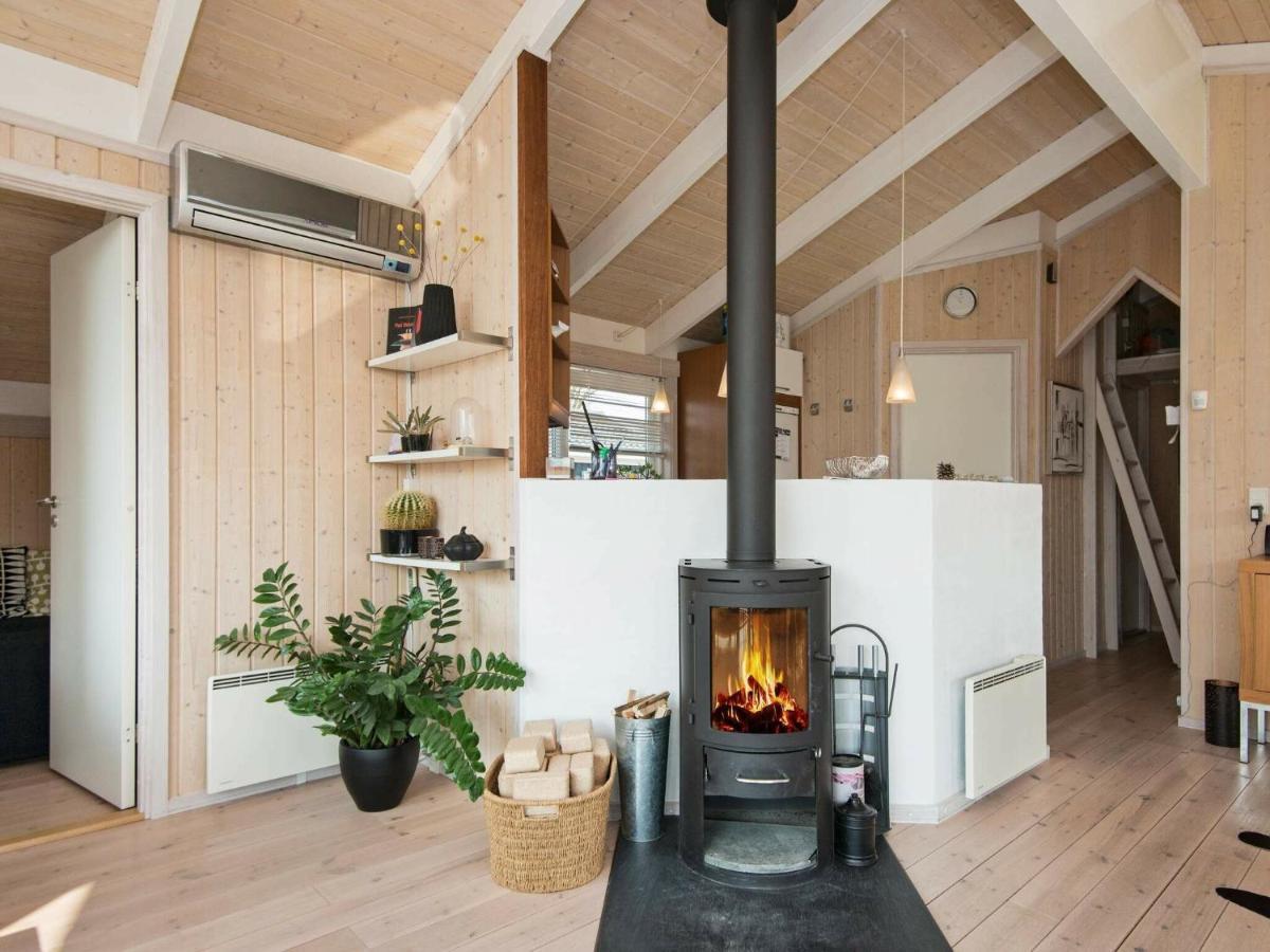 6 Person Holiday Home In Ebeltoft Exteriér fotografie