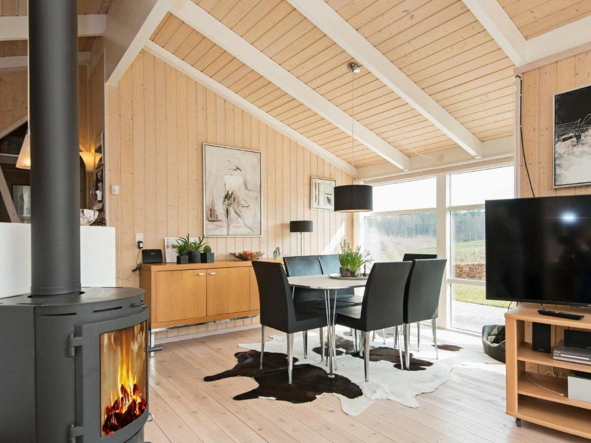 6 Person Holiday Home In Ebeltoft Exteriér fotografie