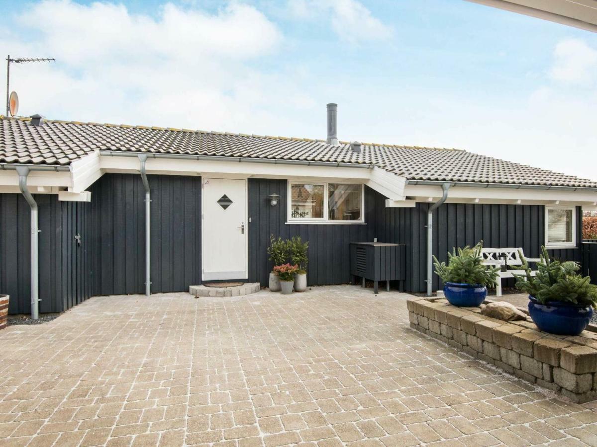 6 Person Holiday Home In Ebeltoft Exteriér fotografie